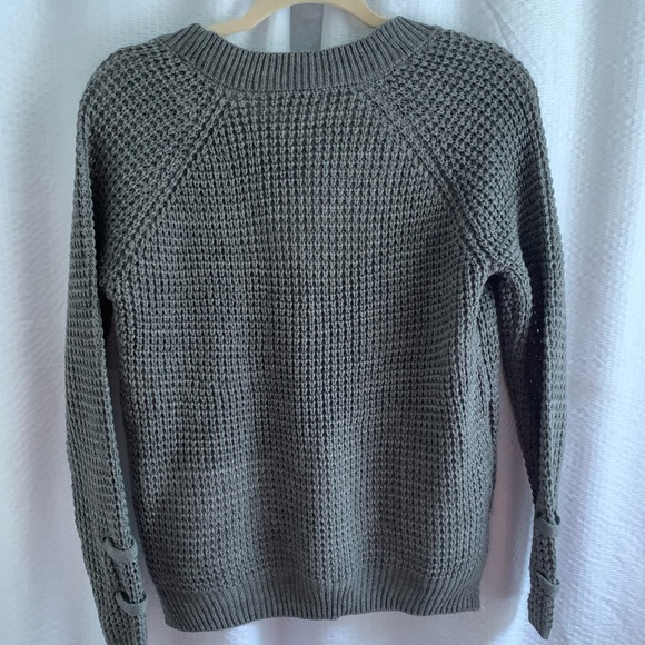 Sweater - Picture 2 of 2